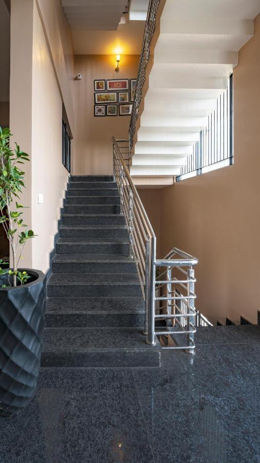 Royal Tusker Luxury Service Apartments Maisur Dış mekan fotoğraf